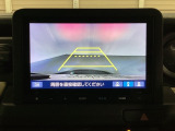 バックでの車庫入れも安心です! リアカメラが付いているバックモニター付のナビを装備しております。操作線もついており距離感も画面から確認できます。