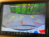 【バックカメラ】駐車時に後方がリアルタイム映像で確認できます。大型商業施設や立体駐車場での駐車時や、夜間のバック時に大活躍!運転スキルに関わらず、今や必須となった装備のひとつです!