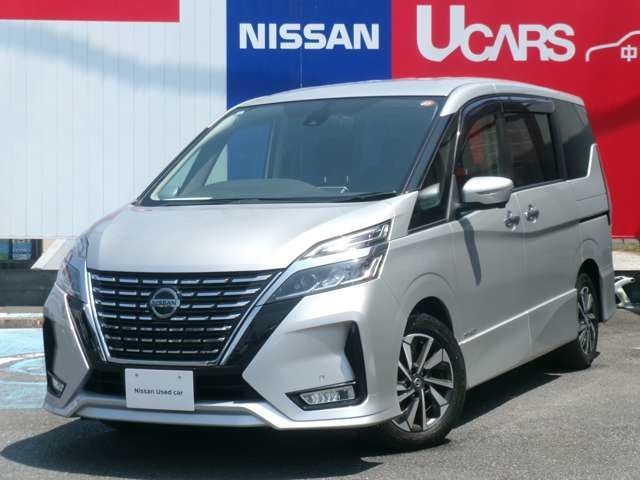 セレナ 2.0 ハイウェイスターV 