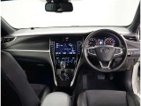 オシャレなインテリアで運転する気分も盛り上がりますよね^^