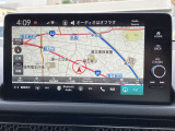 メモリーナビ装備、最近の主流がHDDからメモリーナビになってきてます。フラッシュメモリーは、処理や検索スピードでHDDを上回ります。耐久性も増しますので、故障の心配も少ないです。
