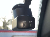 ドライブレコーダー装備です!もしもの時やあおり運転など、映像記録は証拠になるのであると安心ですね!