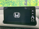 【大画面ナビ】人気の大型9インチナビを装備。存在感のある大画面はインパクト大!ナビ利用時のマップ表示は見やすく、テレビやDVDは臨場感がアップ!いつものドライブがグッと楽しくなります♪