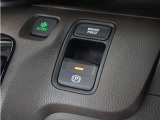 ◆オートブレーキホールド機能付き電子パーキングブレーキ◆ブレーキペダルを足から離しても停車状態を保ちます。アクセルを踏めば自動でブレーキが解除され、発進可能!