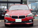 BMW在庫保有台数常時100台以上!ご来店の際はBMW本店(厚木市下荻野140-1)にご来店ください!弊社自慢の全天候型ショールーム!BMW在庫保有台数常時100台以上ございます!