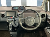 運転しやすいインパネ周りです!見やすいレイアウトで快適なドライブをサポートします!