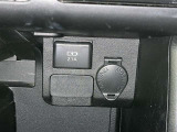 シガーソケット用の充電器が使用可能です!