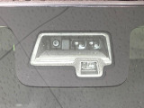 【スズキ セーフティサポート】走行中に前方の車両等を認識し、衝突しそうな時は警報とブレーキで衝突回避と被害軽減をアシスト。より安全にドライブをお楽しみいただけます。