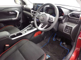 日々の運転を楽々サポート!座り心地のいいシートで快適なドライビングを楽しめます