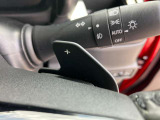 ★マニュアル車のような感覚で操れるパドルシフト★シフトレバーをマニュアルモードの位置にして『+』のレバーを引くとシフトアップ『-』のレバーを引くとシフトダウンします!