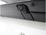 バックガイドモニター搭載で、駐車時もラクラク安心!
