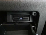 ここにETCが付いております。高速道路の料金所もスイスイ♪ ETCカードの申し込みは日産カードがおすすめ☆「安心」「おトク」「便利」で皆さまのカーライフをサポートする特典満載のカードです。