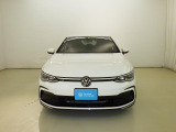 VWは小さな車も、大きな車も、平等です。クラスによって品質や安全性に差を付けない。ボディ剛性と精度、重厚なドアの音はどの車種も共通です。是非一度体感してみて下さい。