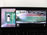 アラウンドビューモニターで車庫入れも空から見ている様に駐車できラクラクです。