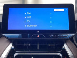 ブルートゥースに接続することにより、スマホに入ったお気に入りの音楽を車内で楽しむことができます♪あると本当に便利な機能になっています!