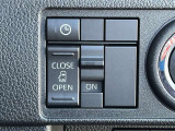 片側電動スライドドアのスイッチ付です。車内からもスイッチひとつで楽にドアの開閉が可能です。電動なので開閉時に力を使う必要がなく、半ドアになることもありません!
