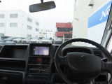 当店では店舗での販売もいているため、掲載中のお車が先にご成約となる場合がございます。気になるお車がございましたら、お早めにお問合せ下さいませ。