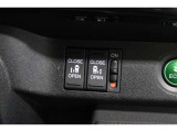 ◆◆両側電動スライドドア!!荷物で手が塞がる時など簡単にドアの開閉が出来ます!何より力いらずで開閉OK!女性やお年寄りにも優しい♪電動機能はOFFにもできますから元気なお子様の駆け出しも安心!