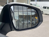 ブラインドスポットモニター付いてます★車線変更時の後方確認をアシストしてくれます!