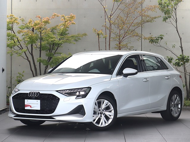 A3スポーツバック アーバン スタイル エディション