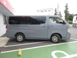 希望ナンバーや保証期間を延ばす延長保証などもございます。詳しくはスタッフまでお問い合わせください。
