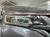 LEDヘッドライトは、点灯の瞬間から最大光量を発揮し、突然暗くなるトンネルなどでの安定感を高めます。