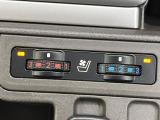 【シートヒーター&ベンチレーション】夏場は涼しい風でお尻や背中の熱やムレを防ぎ、冬はエアコンよりも早く温まってポカポカに!季節を問わず快適に過ごせます。