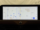 ディスプレイオーディオを装備。スマホとクルマをつなぐことで、これまでのナビに加えて、いろんなサービスが楽しめます。