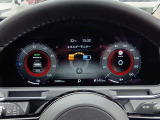 元弊社試乗車/走行2,408キロ。※掲載車が少しでも気になるお客さま、私共スタッフはクルマの事がよくわからないお客さまへ丁寧な説明を心掛けております。お気軽にご相談ください(定休日 火/水曜)。