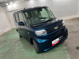 荷物が多い日や雨の日に便利な両側電動スライドドアです。