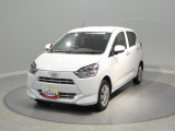【左前斜め】車両感覚が掴みやすく、日々の運転をサポート。お出かけの気分を前向きにしてくれる親しみやすいデザインです。