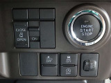 スマートアシストを搭載したサポカーS車です。