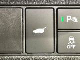 【パワーバックドア】スマートキーや運転席のボタンを押すだけでリアゲートが自動で開閉します!荷物を持っている時や、高い位置にあるバックドアを閉める際に便利な機能です♪