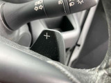 ★マニュアル車のような感覚で操れるパドルシフト★シフトレバーをマニュアルモードの位置にして『+』のレバーを引くとシフトアップ『-』のレバーを引くとシフトダウンします!