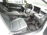 こだわりのある、まるでコックピットにいるような運転席廻り!
