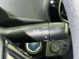 【オートライト】車外の明るさに応じて自動的にライトの点灯・消灯をしてくれます