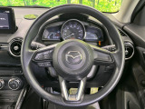 【ステアリングスイッチ】運転中、前方から目線をそらすことなく、オーディオ等の操作が可能な便利機能!安心&快適なドライブを演出してくれます♪