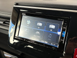 音楽ソースは、CD/DVD/SD/USB/サウンドコンテナ/TV/Bluetoothに対応しております、CDの自動録音機能やスマホ連携で快適ドライブが可能です