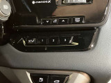 運転の操作性、快適性、など全ては、シートポジションから始まります。シートメモリーは、重要な機能です。