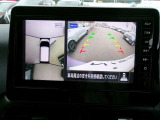 アラウンドビュ-モニタ-装備。上から見下ろしているような映像が表示されるので、車庫入れ時にも安心です!確認しずらい障害物等も視認しやすいですね^^