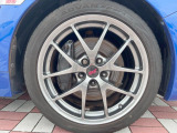 【ブレンボ製キャリパー】ハイパワー車両には強力なブレーキが必須!世界のスーパーカーにも採用されるイタリアの高級メーカー「ブレンボ」を装着!色鮮やかなキャリパーがスポーティな印象を引き立てます♪