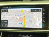 ●純正ナビ:一体感のあるナビは、高級感ある車内を演出してくれます。オーディオ機能も充実しておりますので、運転もより楽しめます♪