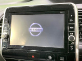 【純正9型ナビ】人気の純正ナビを装備しております。ナビの使いやすさはもちろん、オーディオ機能も充実!キャンプや旅行はもちろん、通勤や買い物など普段のドライブも楽しくなるはず♪