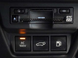 非常時やキャンプなどに役立つAC100Vコンセント付きです。ETCも装備してます。