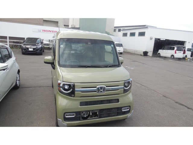 N-VAN +スタイル ファン ホンダセンシング 4WD 