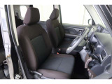 【運転席&助手席】クリーニング済みですので清潔感があり気持ち良く乗っていただけます♪