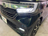【シーケンシャルターンランプ付きLEDヘッドライト】人気の『流れるウィンカー』付きのLEDヘッドライトを装備♪高級感はもちろん、点灯時は存在感たっぷりで他車からも認識されやすく安心です。