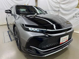 LEDヘッドライトです。デザイン性がよくとても明るいので、夜間の走行や悪天候でも安心です。しかも長寿命!