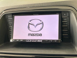 【ナビゲーション】目的地までしっかり案内してくれる使いやすいナビ。Bluetooth接続すればお持ちのスマホやMP3プレイヤーの音楽を再生可能!毎日の運転がさらに楽しくなります!!