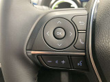運転中、オーディオの操作をしてて、ハッとしたことはありませんか?ステアリングスイッチは、運転中でもハンドルでオーディオの操作が可能です。安全なドライブをサポートします。